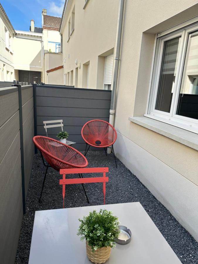Le Sacre - Centre - Cour Privative - Parking Apartment Reims Ngoại thất bức ảnh